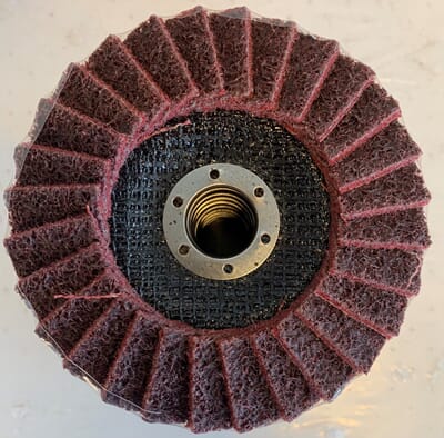 552912522080 Øverland flap disk rød.jpg